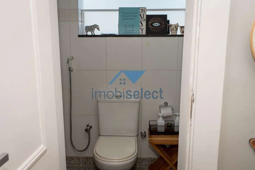 Casa mobiliada de 354 m² com jardim e 1 banheiro — photo 20