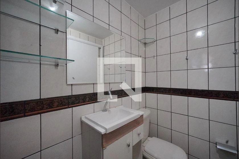 Furnished house, 350 m², with a glass-enclosed balcony — photo 27