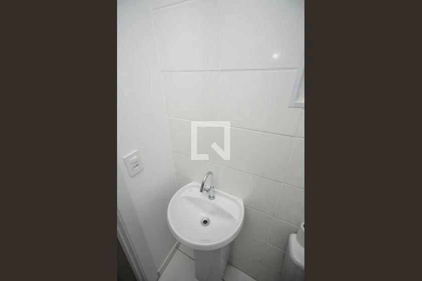 2-bedroom apartment with laundry area and 1 parking spot — photo 51