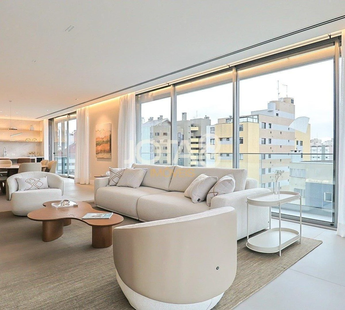 Furnished 195 m² apartment with 2 en-suite bedrooms — photo 21