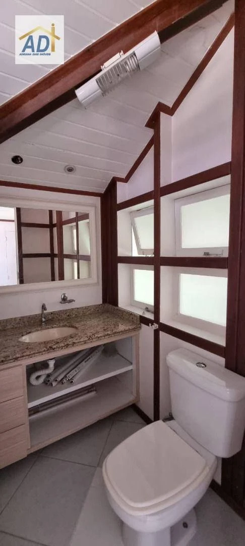 4-bedroom house, 1 with its own bathroom, 220 m² — photo 11
