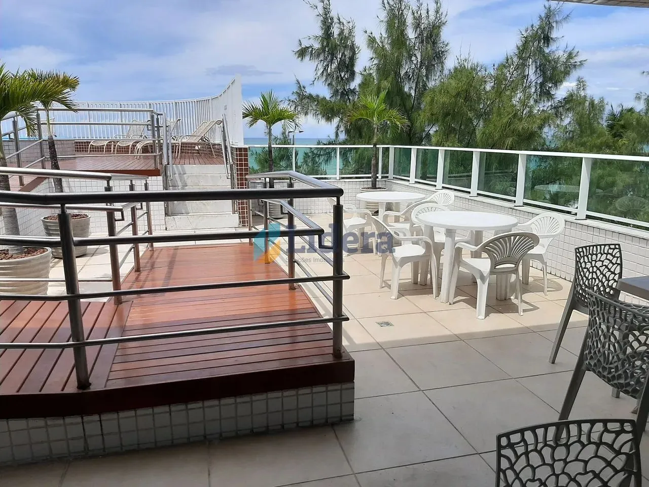 1-bedroom apartment with en-suite bathroom and A/C — photo 17
