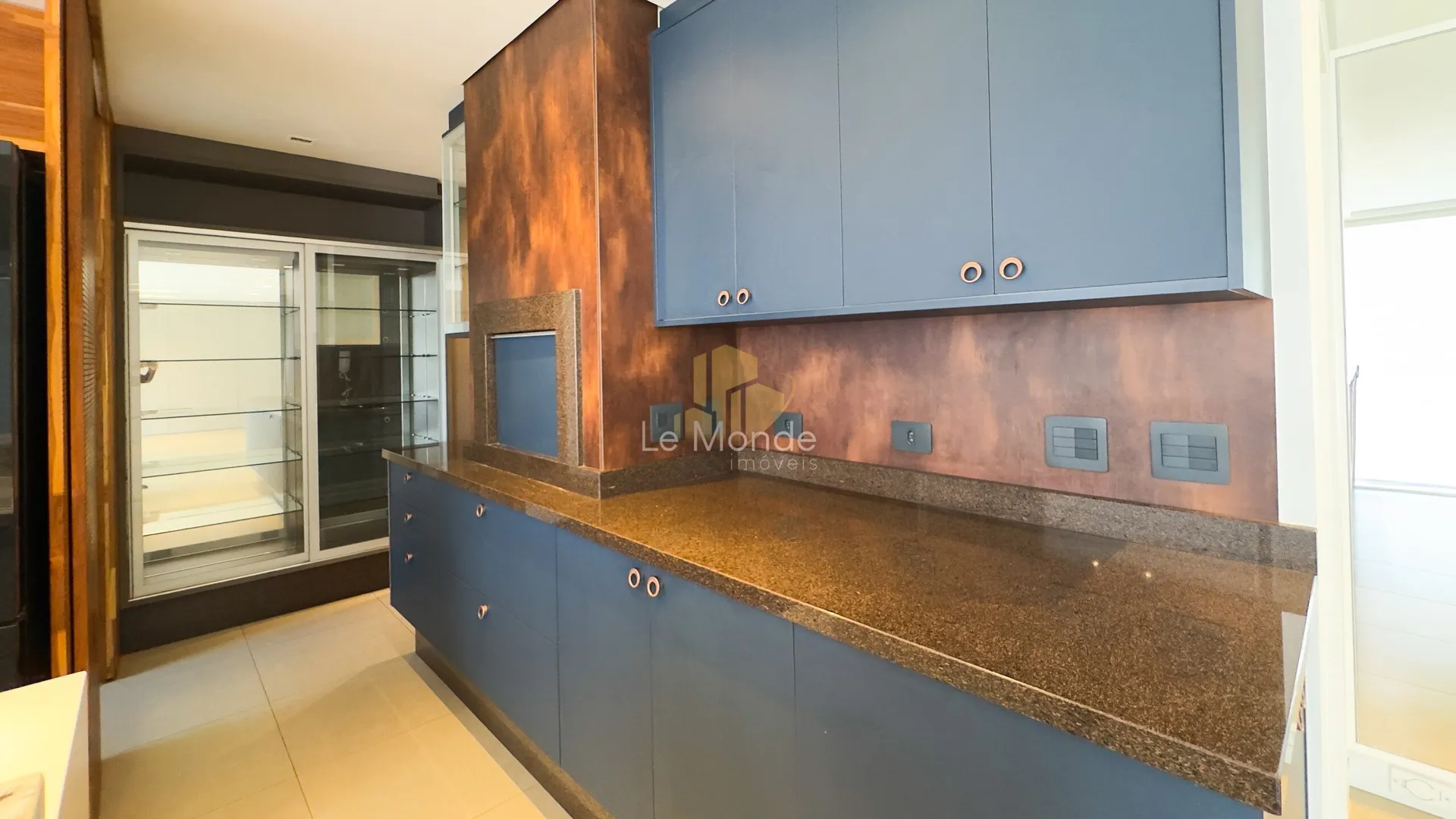 Duplex apartment with 3 bedrooms and 156 m² — photo 8