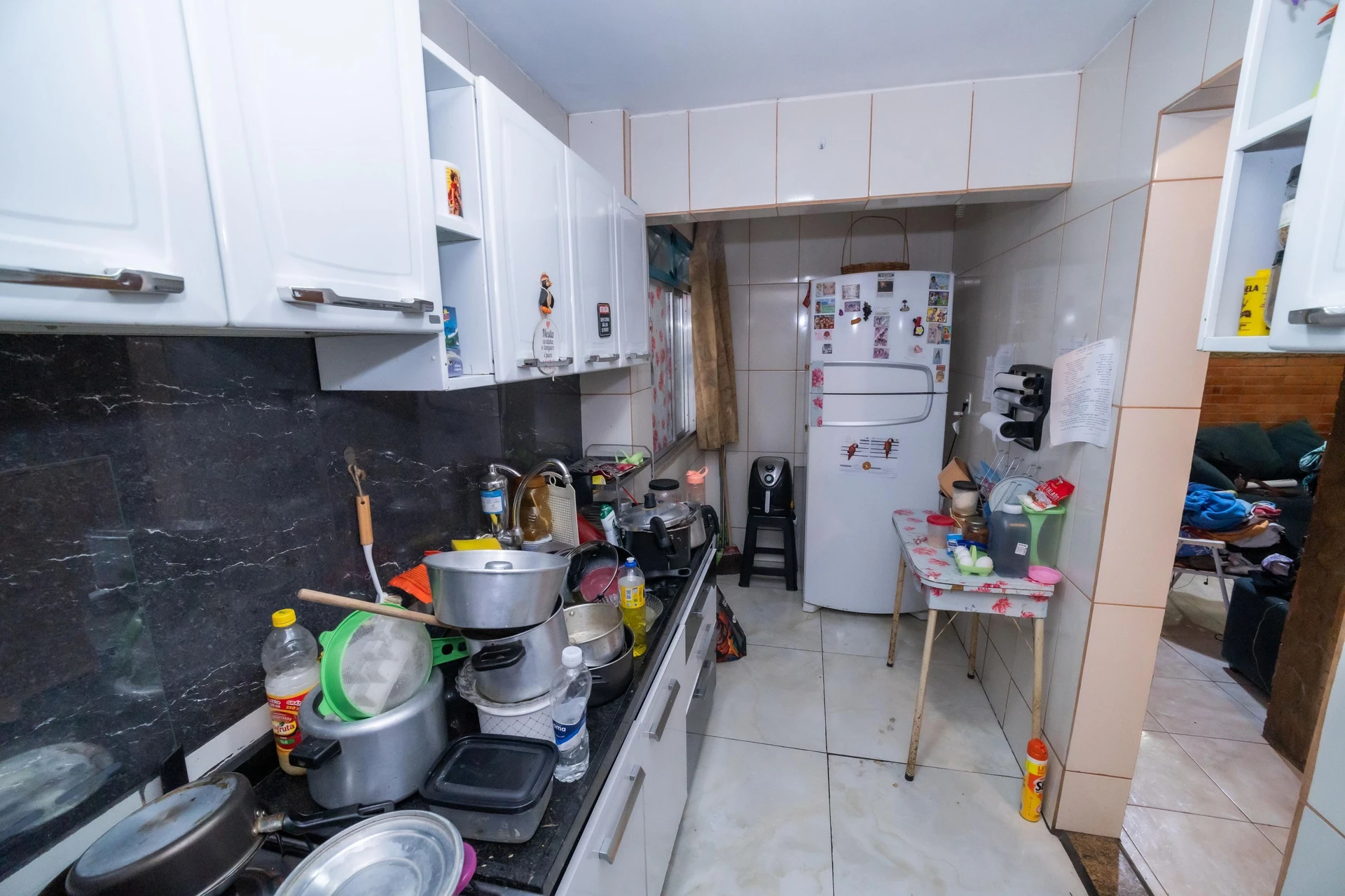 Furnished 2-bedroom apartment with 1 bathroom — photo 19