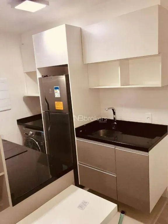 Furnished 68 m² apartment with 1 en-suite bedroom — photo 12
