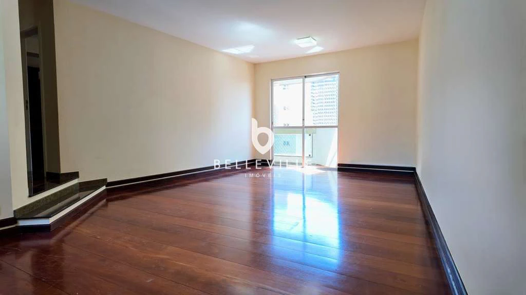 Apartamento de 4 dormitorios y 307 m² con 2 plazas — photo 2