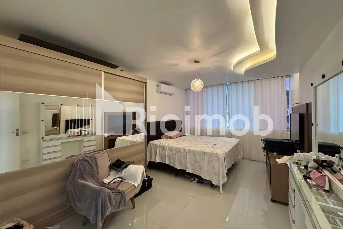 Furnished house with 5 bedrooms and 5 bathrooms — photo 25