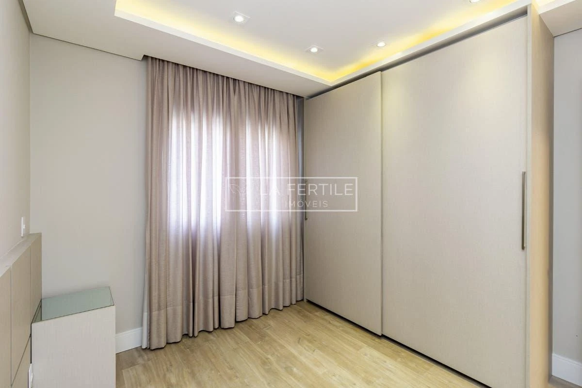 Apartment, 158 m², with a walk-in closet — photo 6