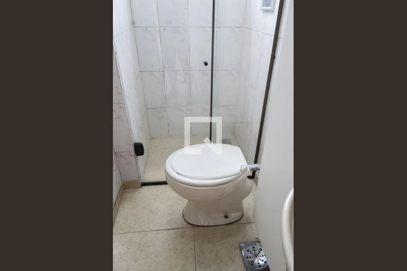 Apartamento sin amueblar de 1 dormitorio y balcón — photo 17