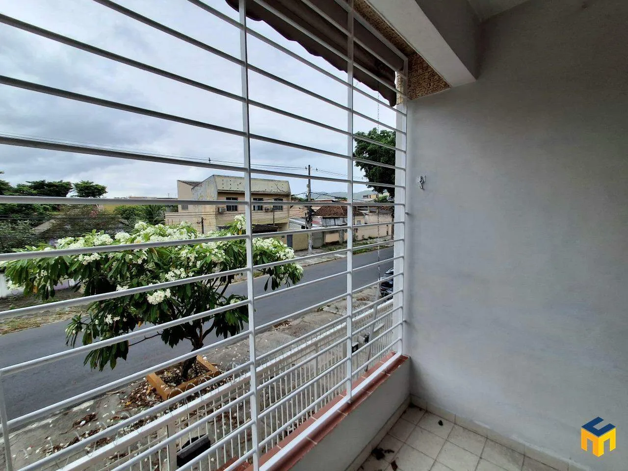 Apartment with 2 bedrooms, balcony and 1 parking spot — photo 24