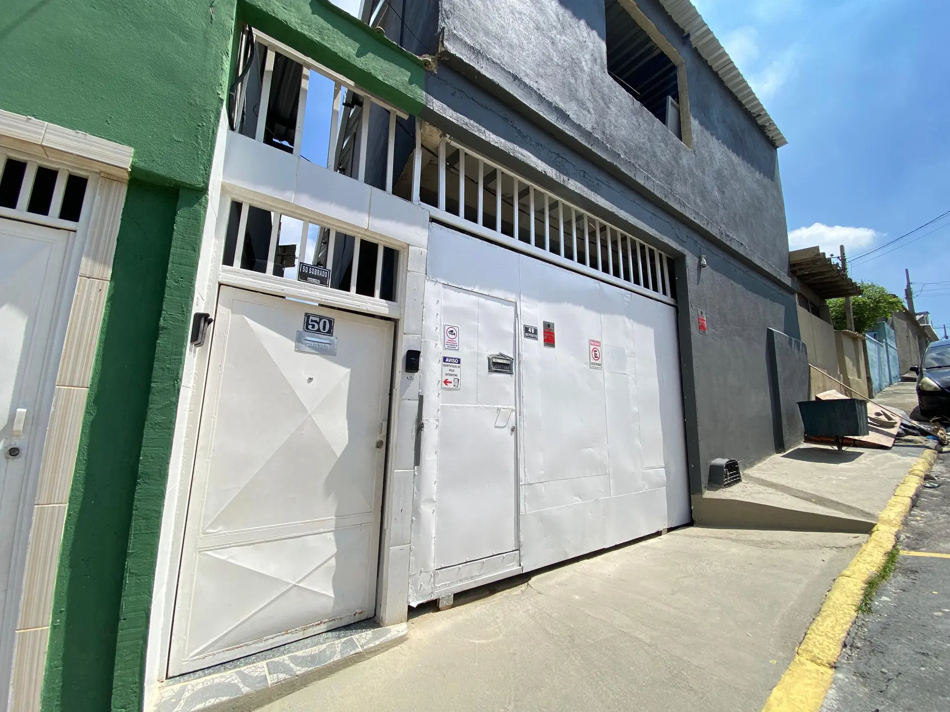 One-bedroom house with a washing machine in Rio de Janeiro — photo 41
