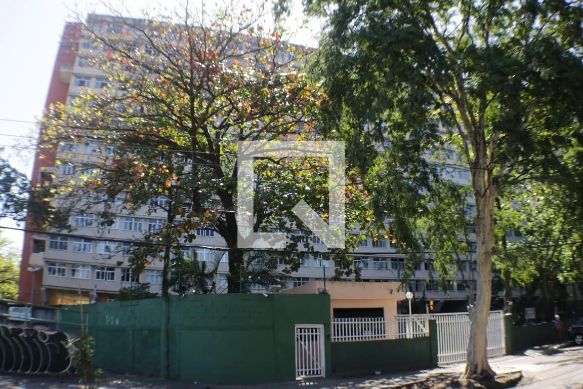 1-bedroom apartment with balcony and private BBQ — photo 34