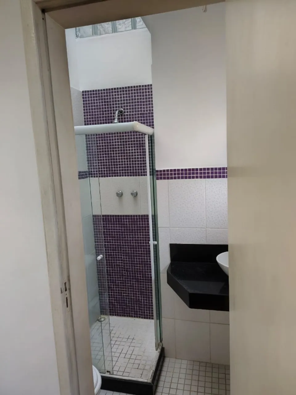 Furnished 2-bedroom apartment with enclosed balcony — photo 6
