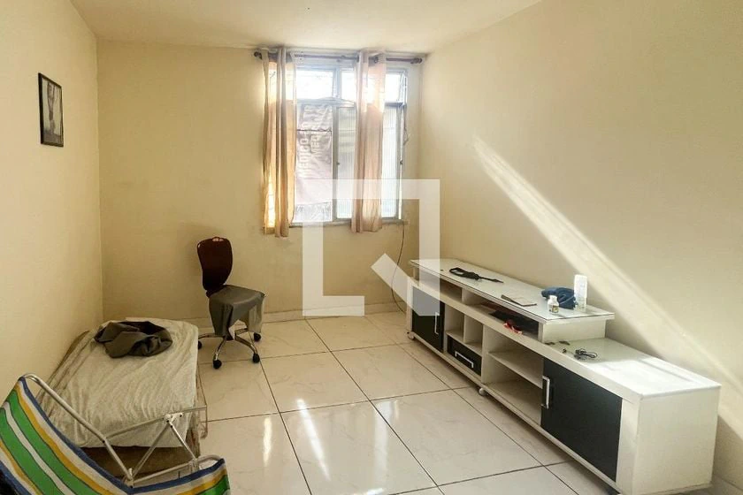 Furnished 60 m² apartment with 2 bedrooms