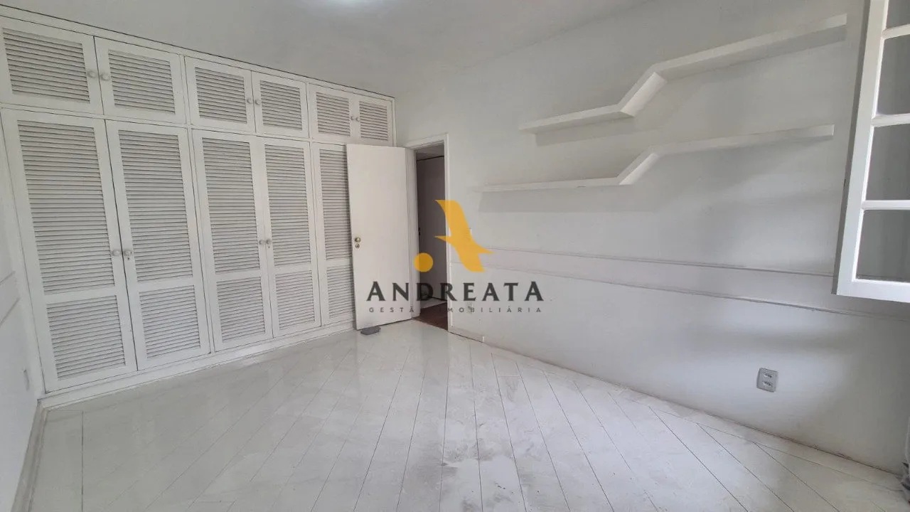 Unfurnished house with 5 bedrooms and 647 m² balcony — photo 29