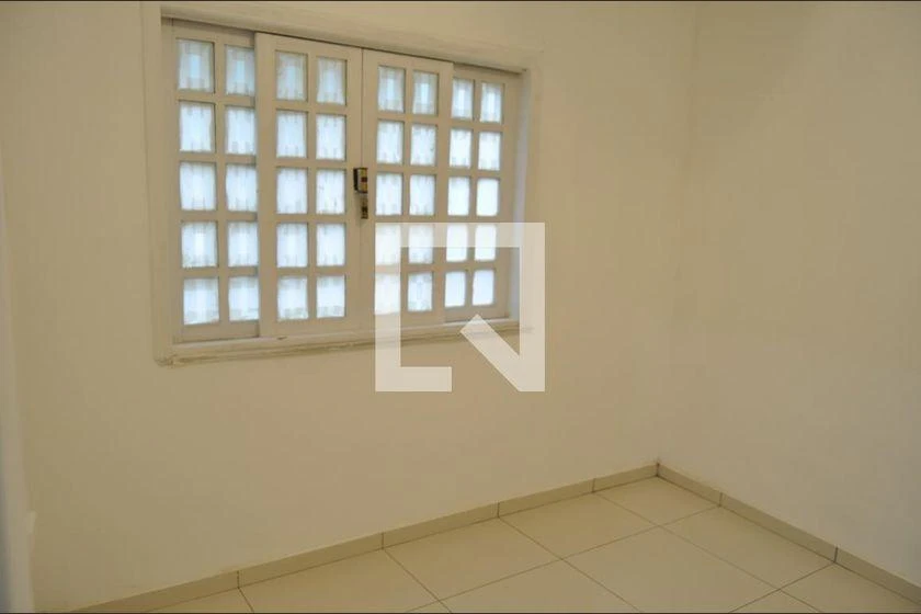 Unfurnished house with 3 bedrooms and gas kitchen — photo 20