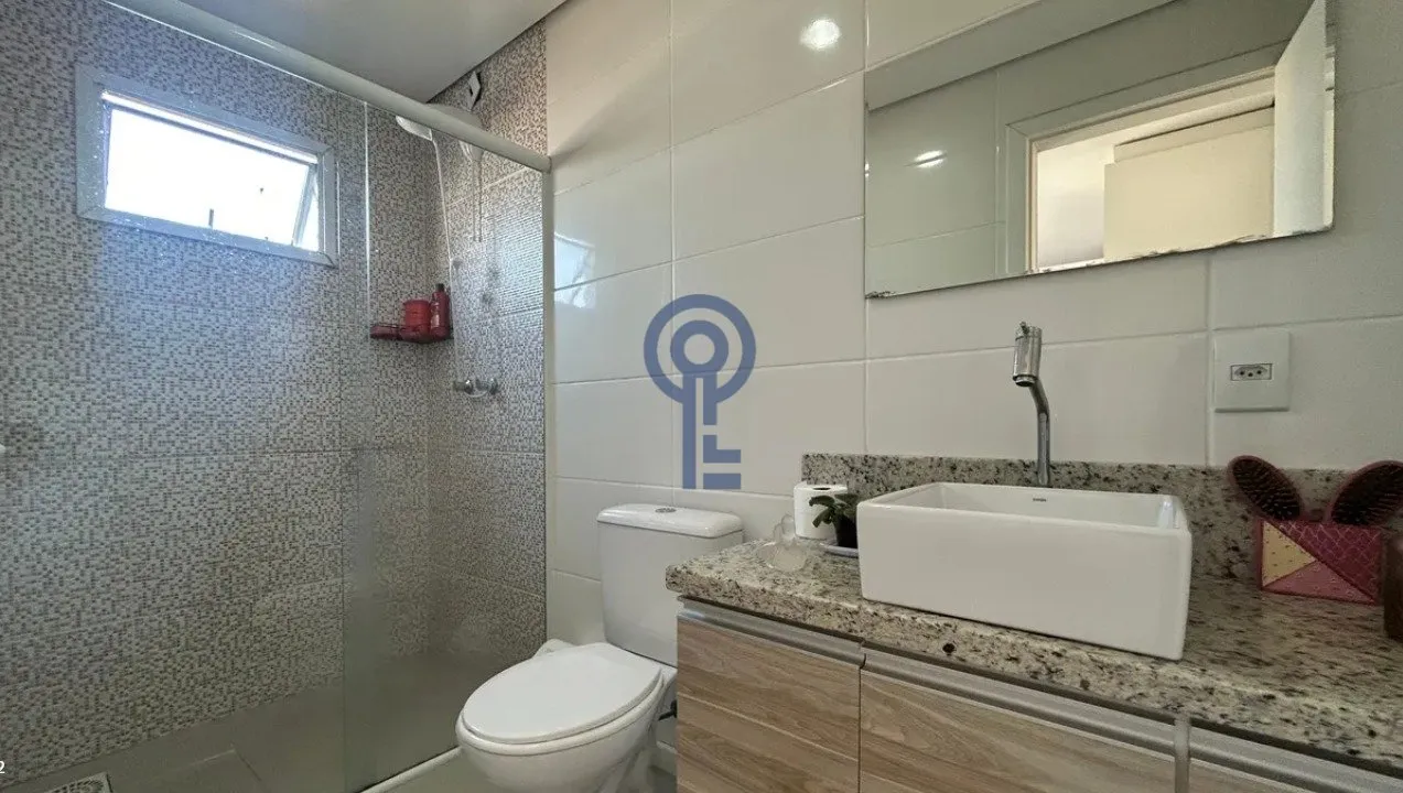 Furnished house with 5 bedrooms and 4 parking spots — photo 10