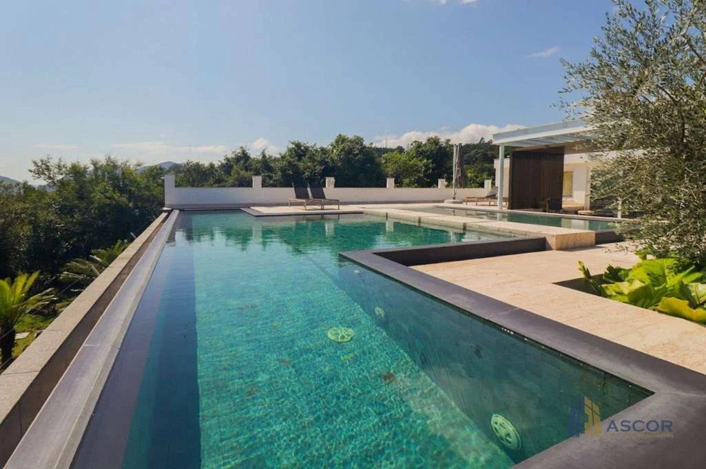 Casa com 4 suítes e 900 m² com jardim privativo — photo 2