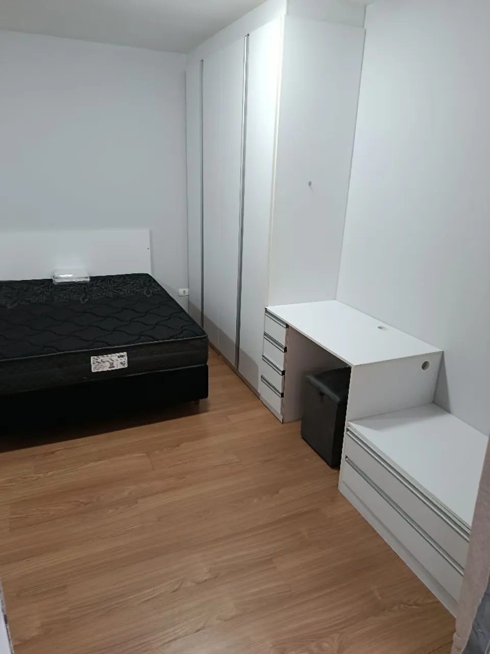 Furnished studio, 30 m², with a home office — photo 2