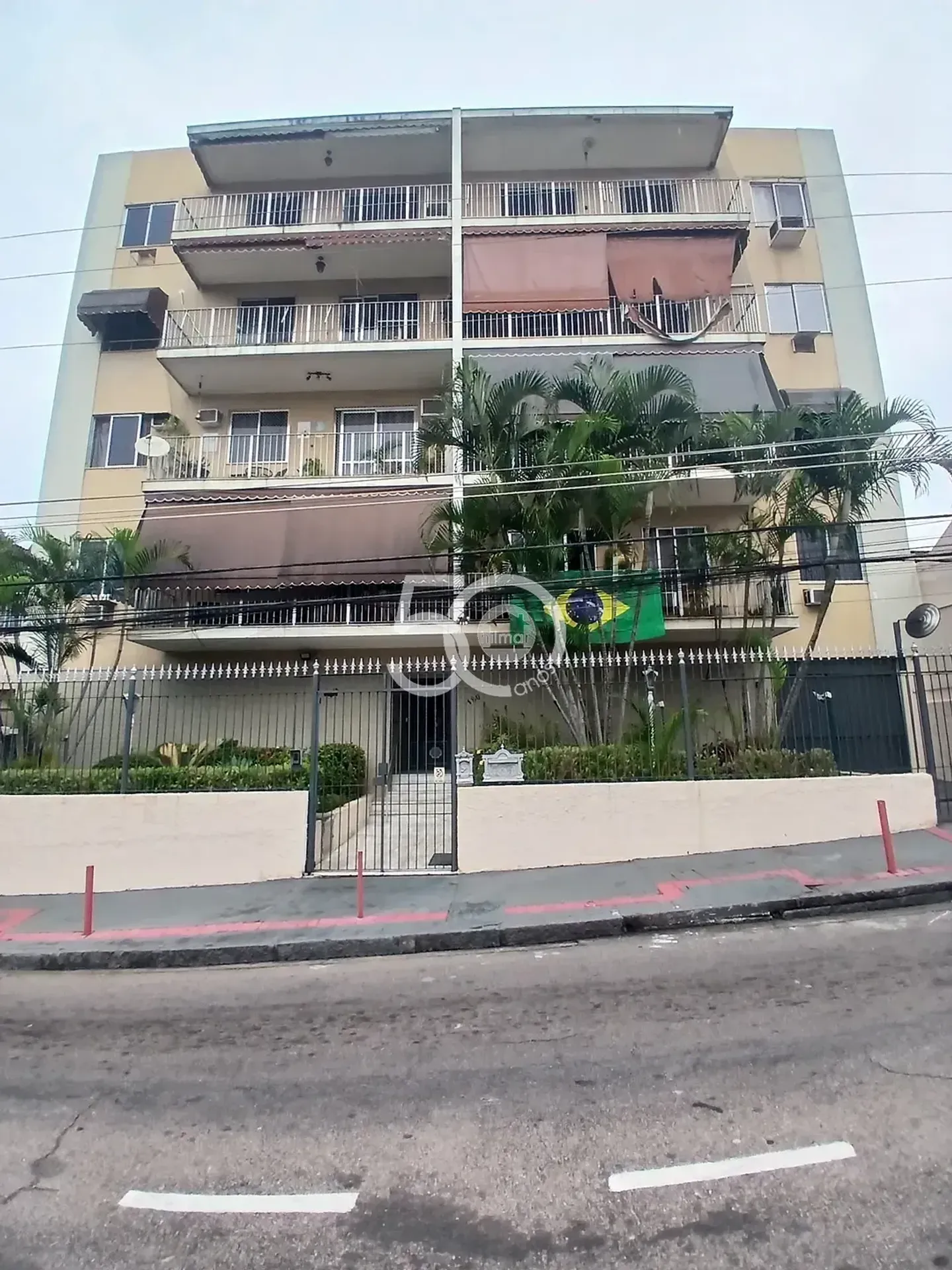 Apartamento sem mobília com 2 quartos e varanda — photo 35