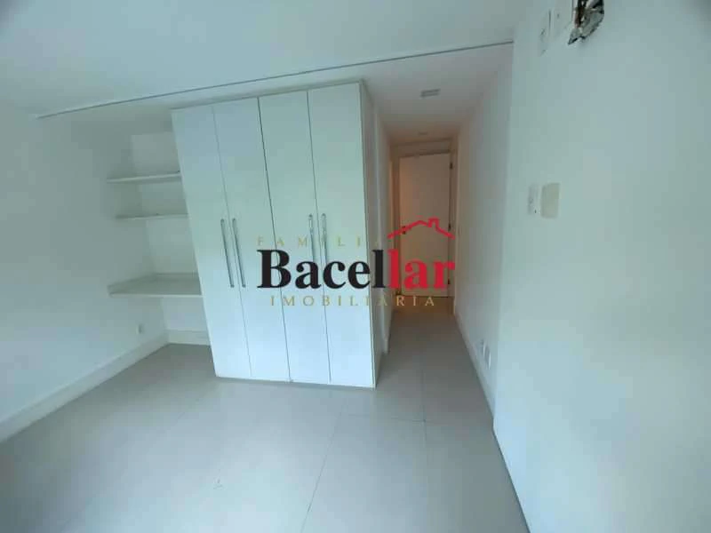 Apartamento con 4 suites y 229 m² con cocina cerrada — photo 14