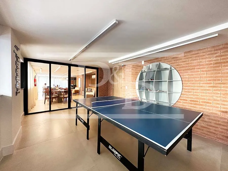Furnished 2-bedroom apartment with enclosed balcony — photo 30