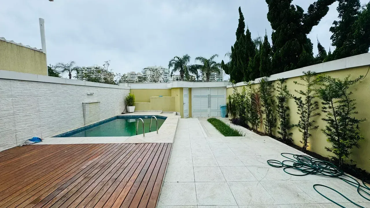 Casa mobiliada com 4 quartos e 5 banheiros, 340 m² — photo 5
