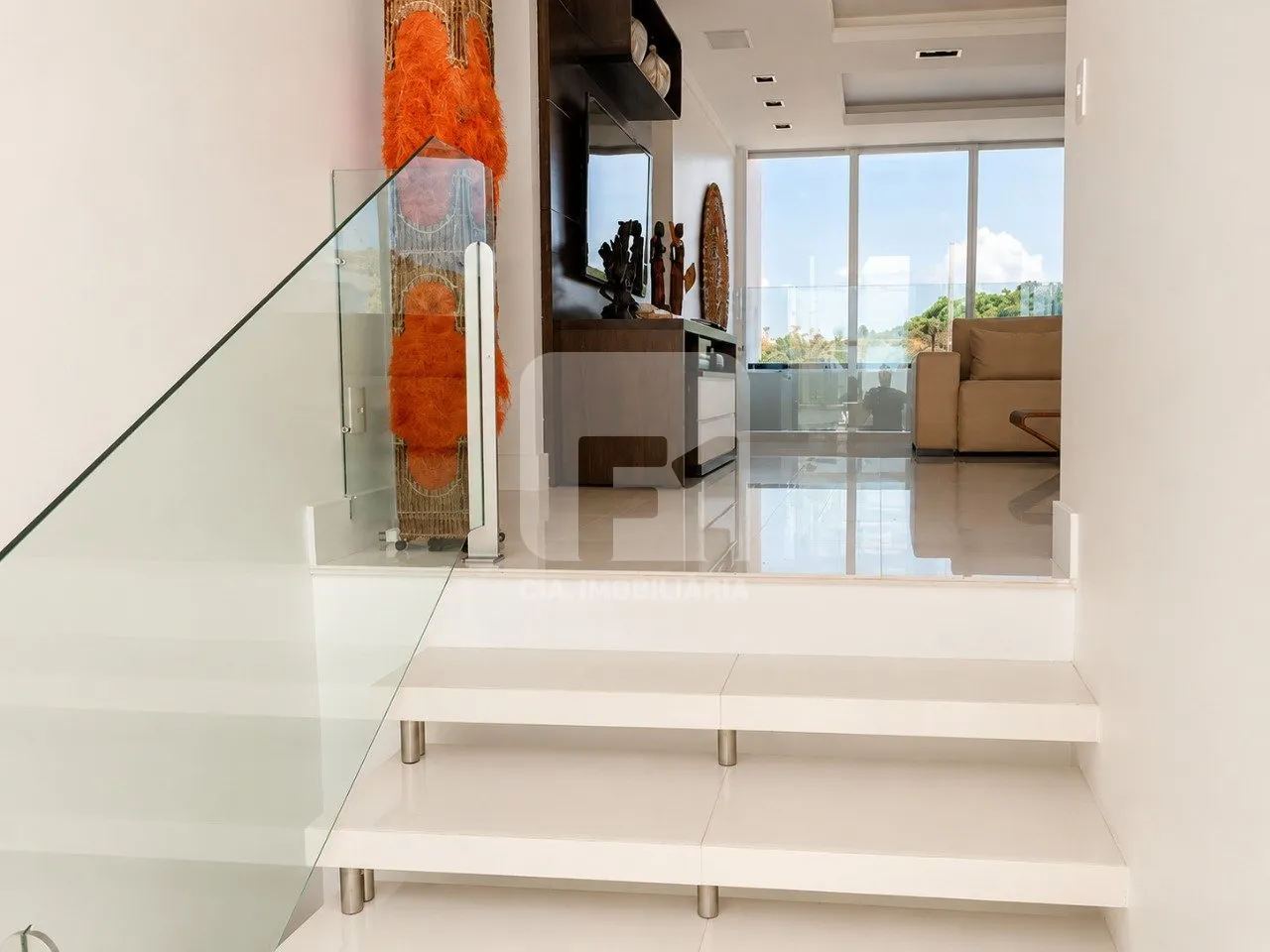 Furnished 9-suite house with open-plan kitchen — photo 69