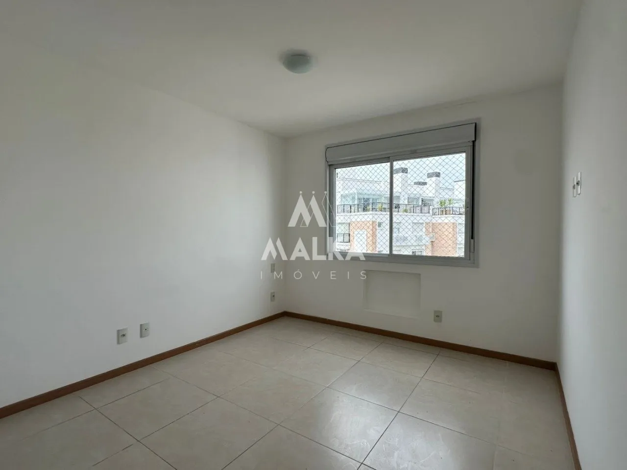 3-bedroom apartment with balcony and built-in grill — photo 20