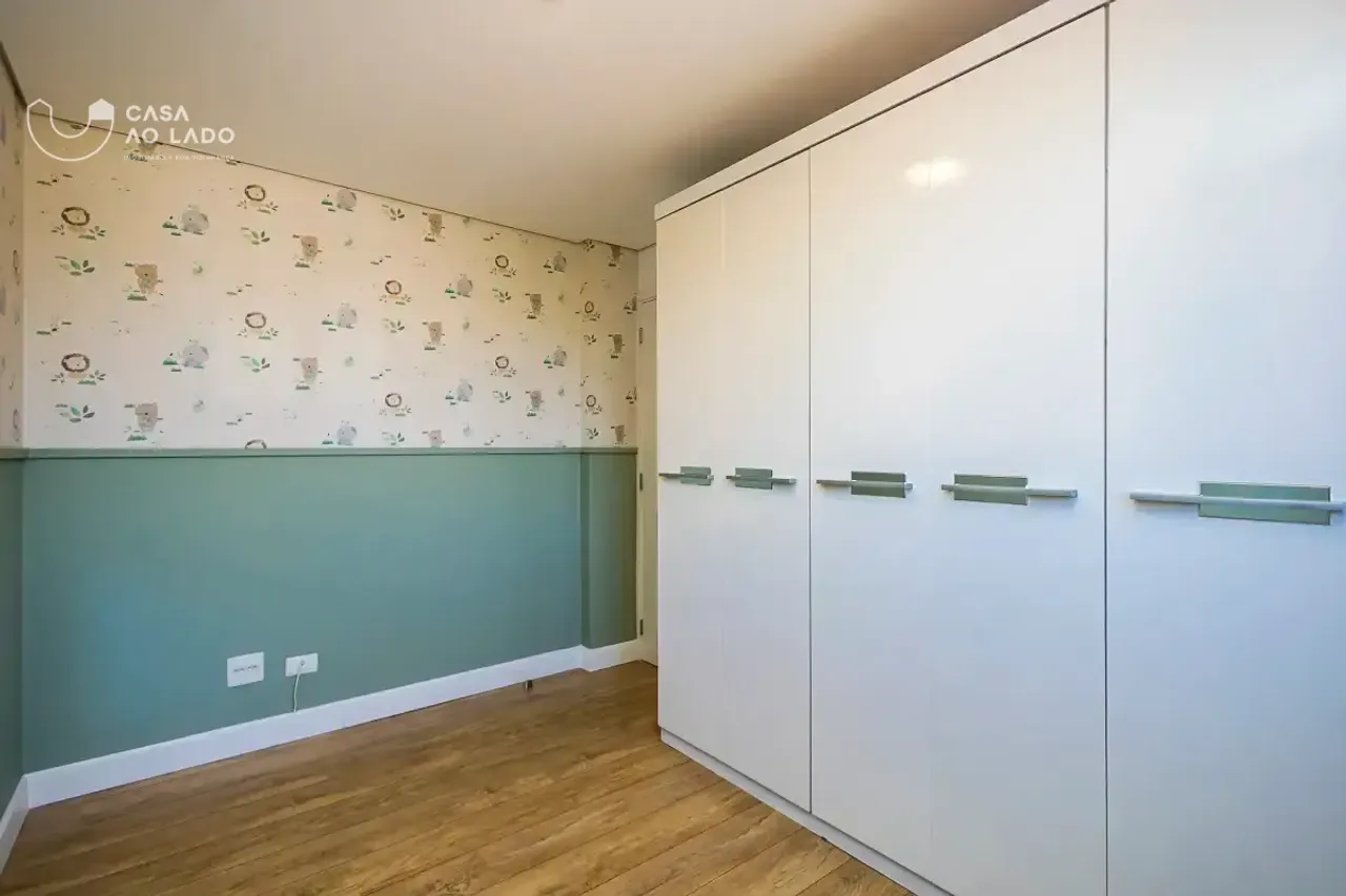 2-bedroom apartment with an en-suite and parking space — photo 9