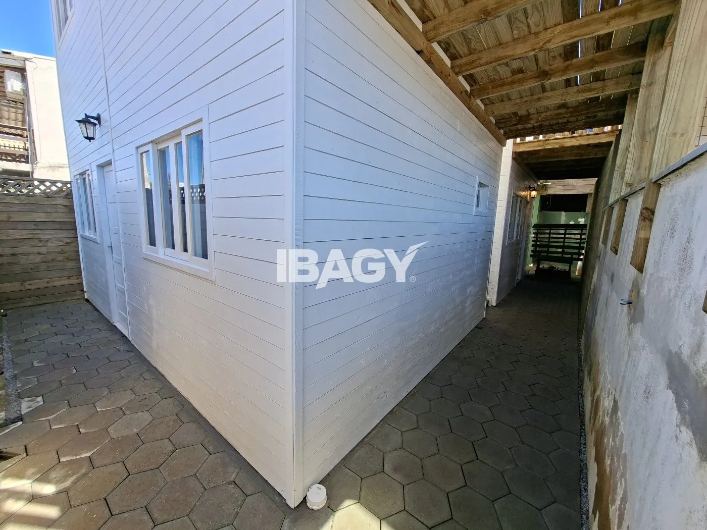 Apartment, 24 m², with wood or laminate floors — photo 14