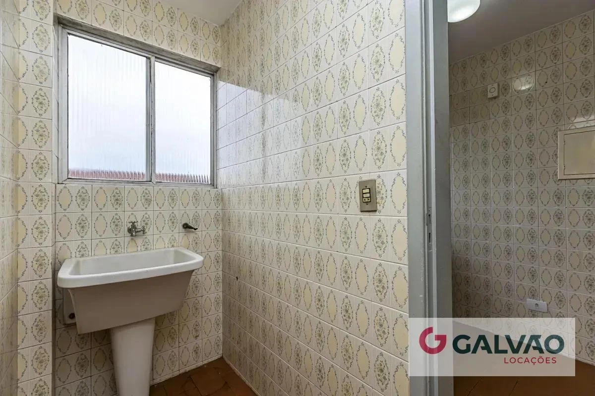 Apartment, 62 m², with wood or laminate floors — photo 11