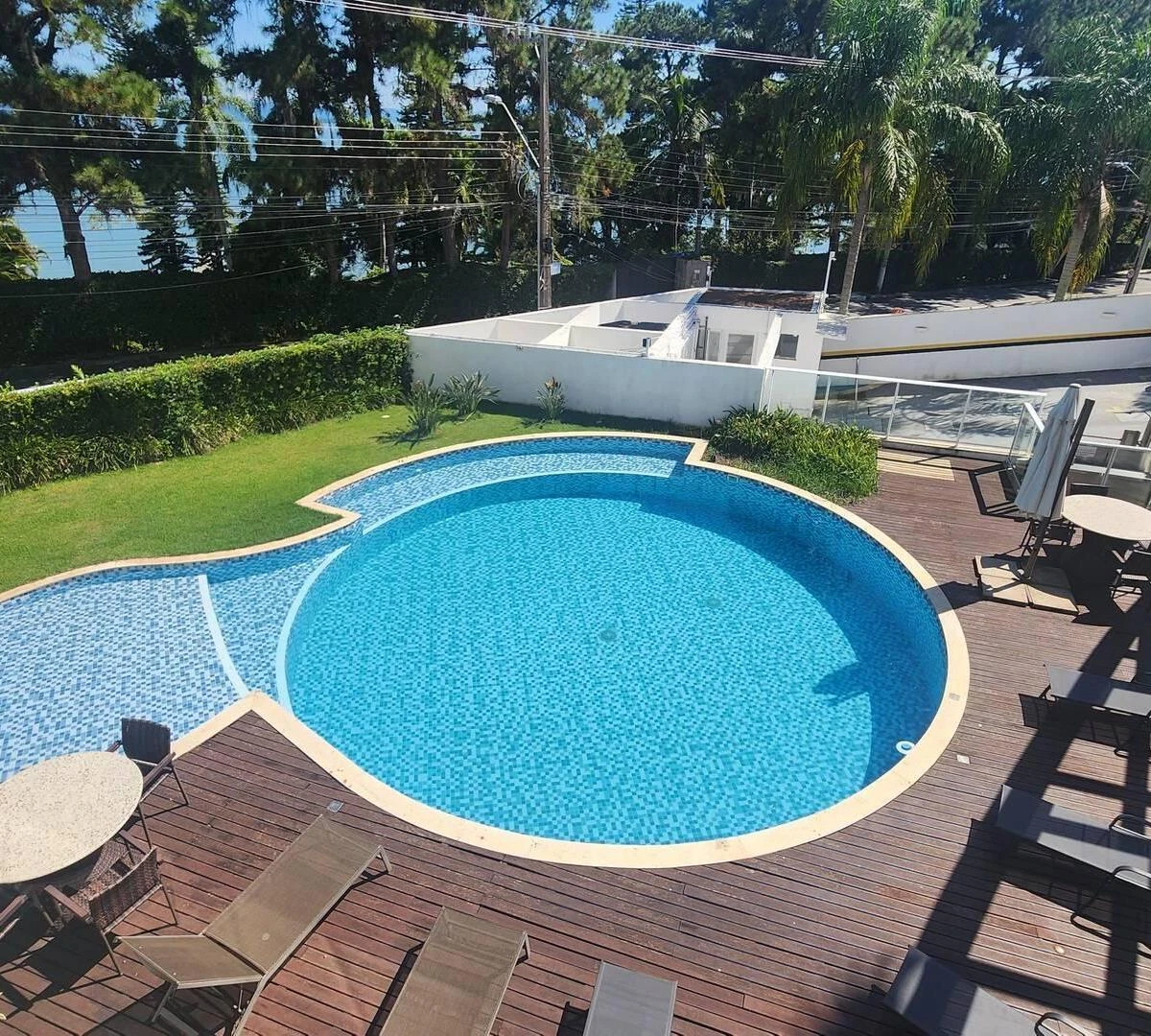 House, 235 m², with a water view — photo 2