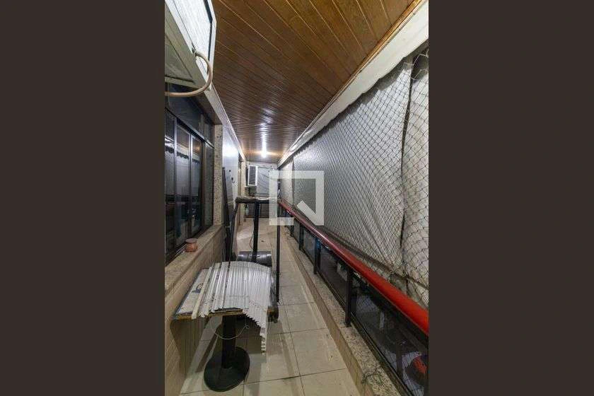 Квартира 244 м² с 4 спальнями и отдельной кухней — photo 28