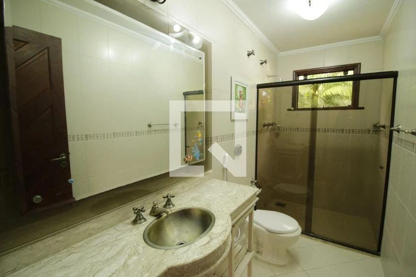 Casa de 700 m² com 3 quartos e 4 banheiros — photo 25