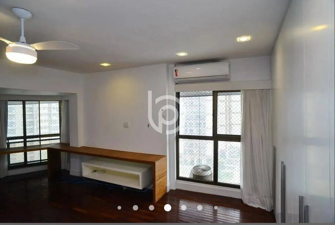 4-bedroom apartment with a closed kitchen and gas stove — photo 21