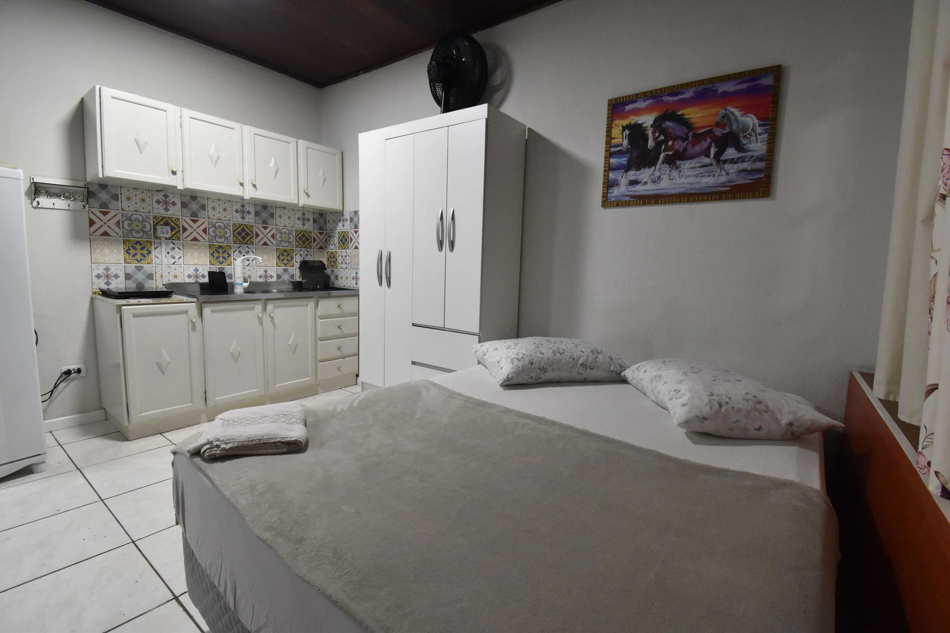 Furnished studio, 20 m², with a home office — photo 12