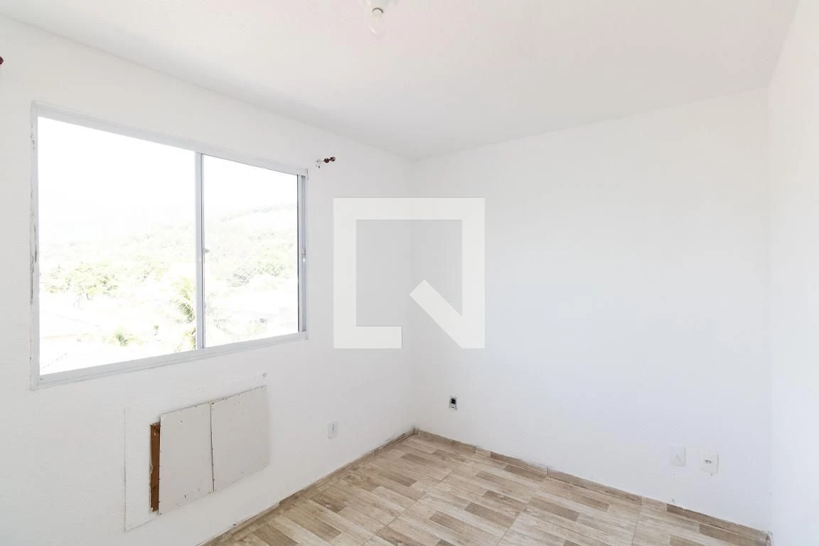 Unfurnished 2-bedroom apartment with 1 bath and parking — photo 27