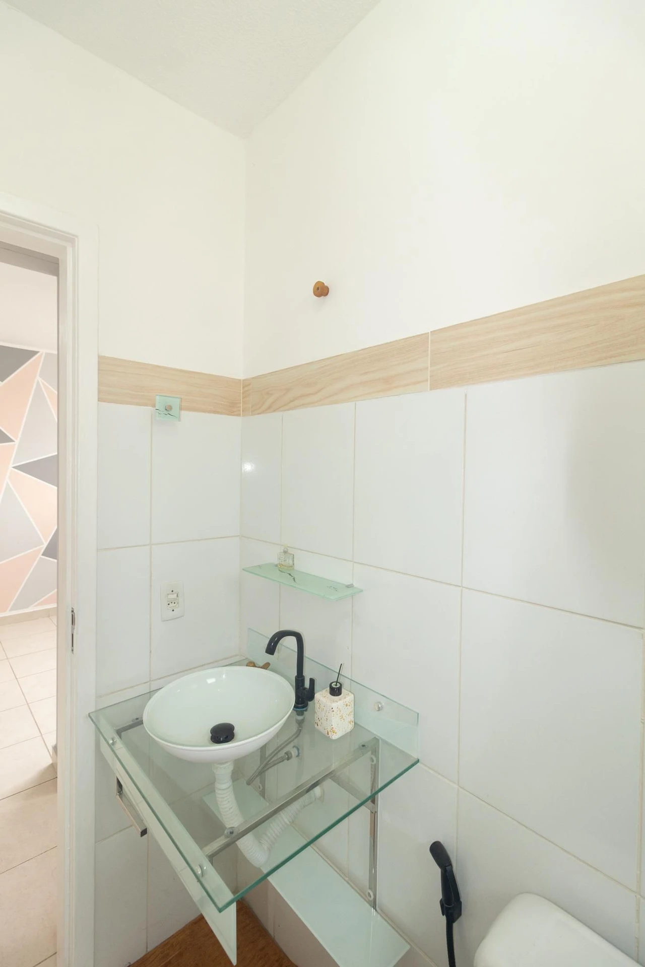 2-bedroom apartment in a building with a pool — photo 2