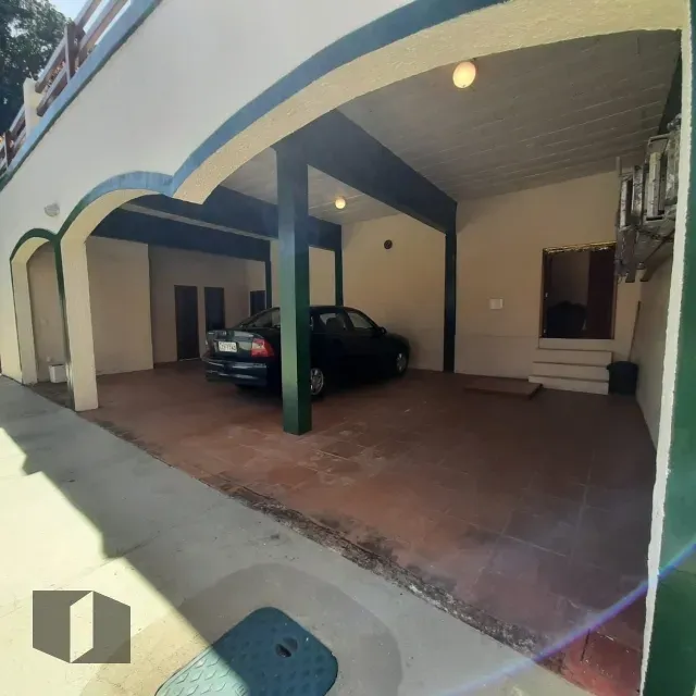 House with 4 bedrooms and 5 bathrooms, 5 parking spots — photo 28