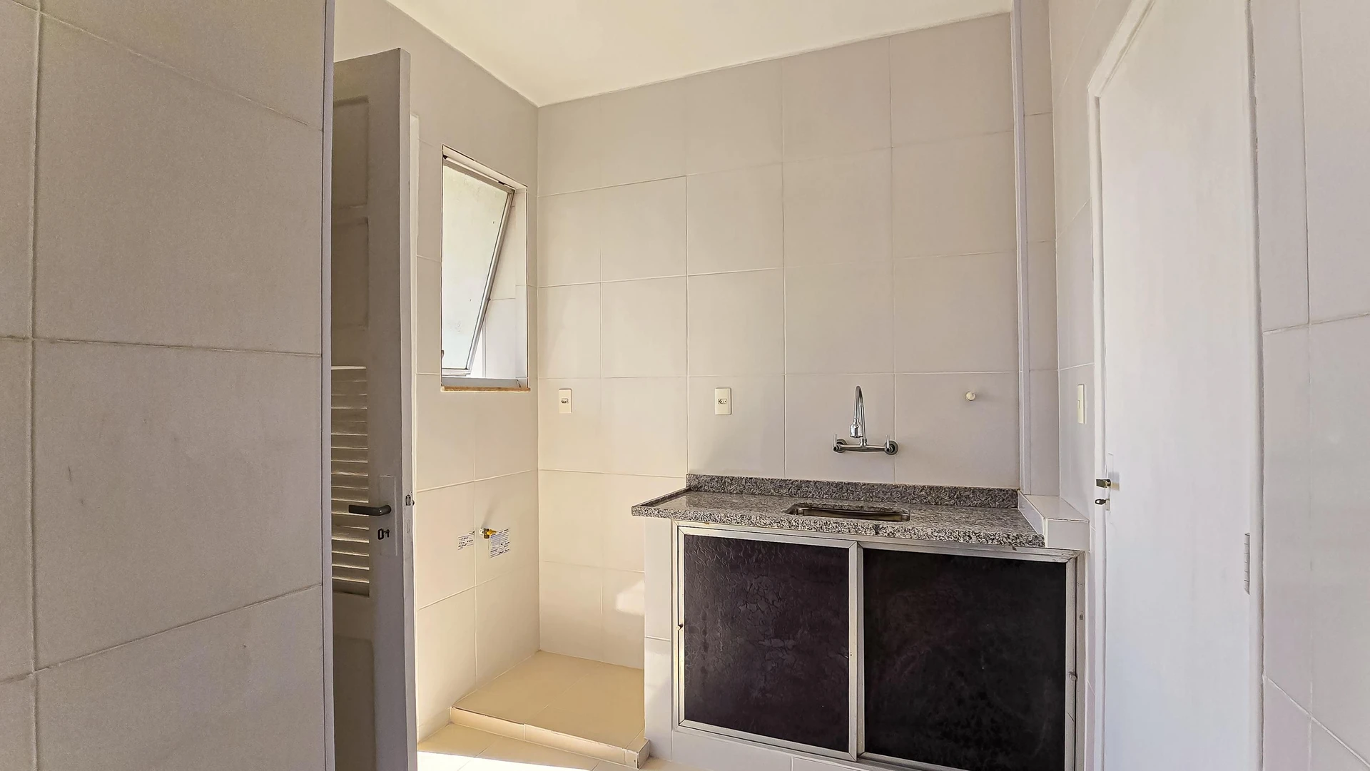 Apartamento con 2 habitaciones, 2 baños y 1 plaza de parking — photo 19