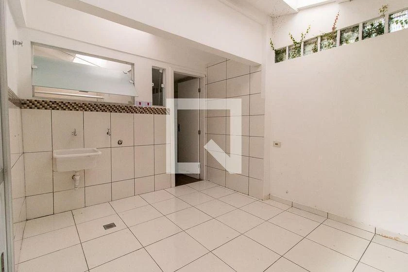 Rental house with 5 bedrooms and 290 m² — photo 24