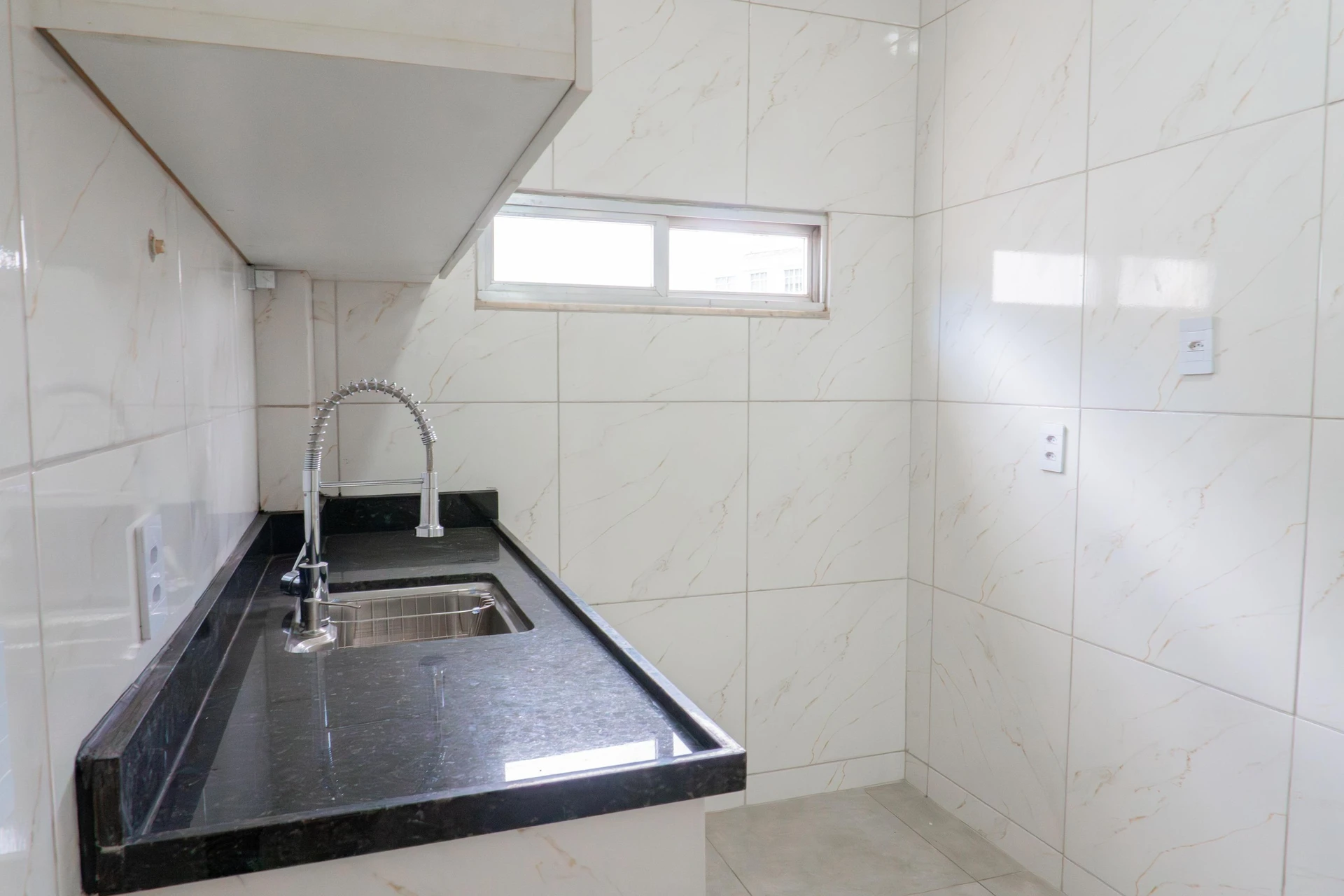 Apartment with 2 bedrooms and a balcony — photo 19