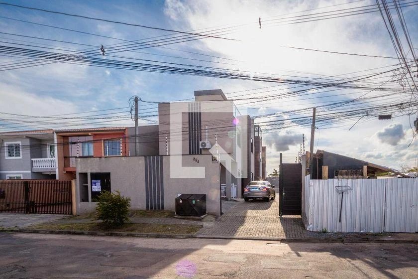 3-bedroom house with a grill on the balcony — photo 13