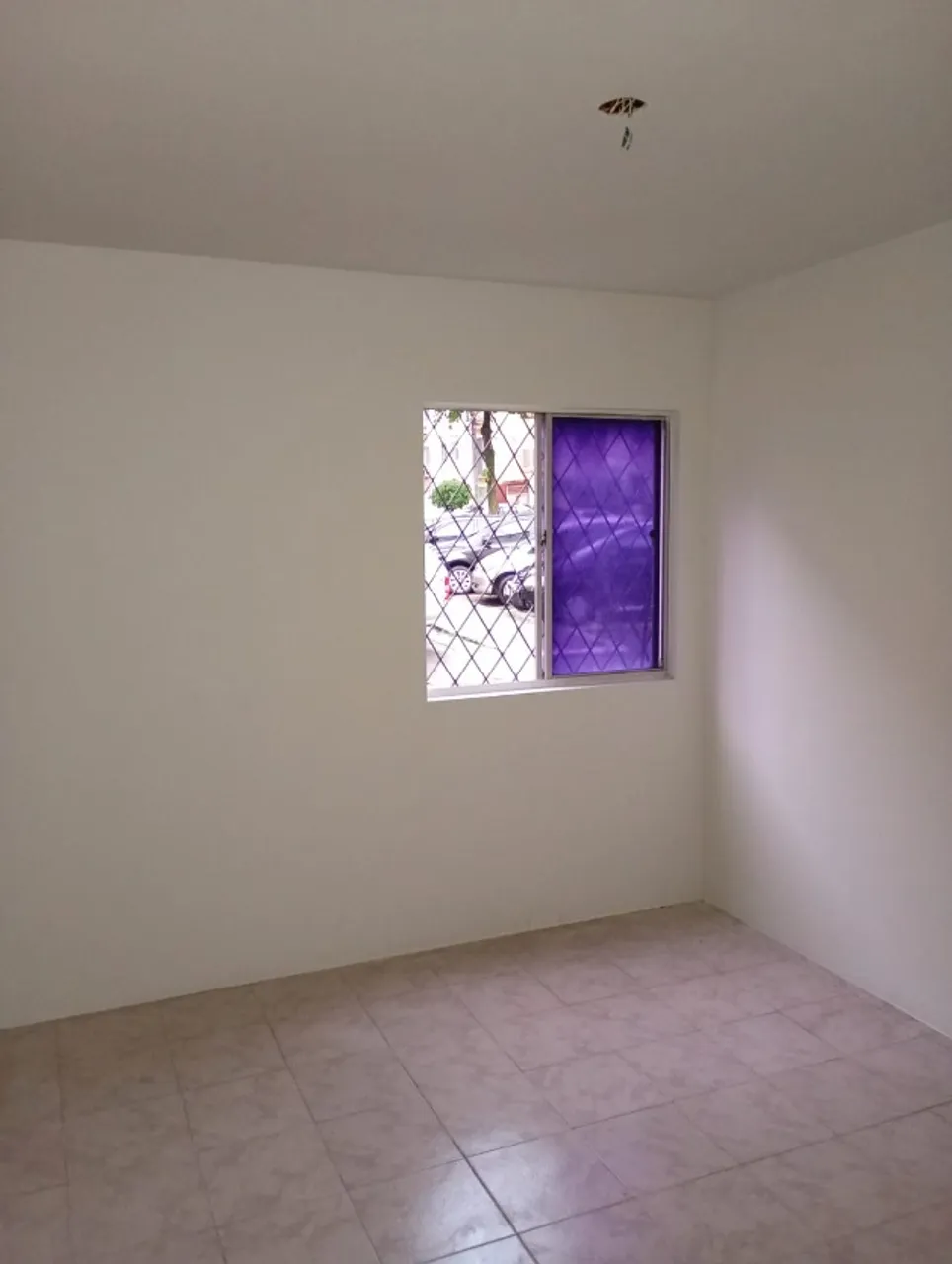 Unfurnished 3-bedroom apartment with balcony — photo 7