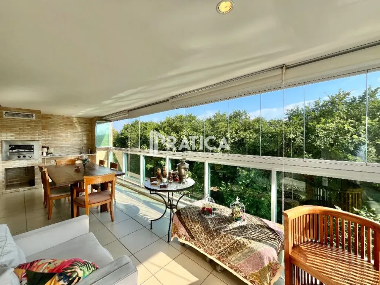 Unfurnished 4-bedroom apartment with balcony grill — photo 15