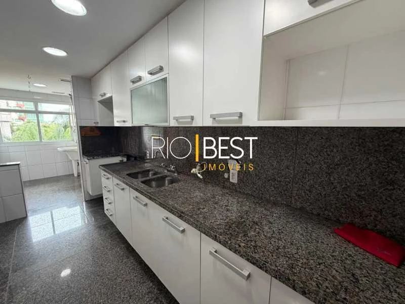 3-bedroom apartment with 2 bathrooms and 2 parking spaces — photo 24