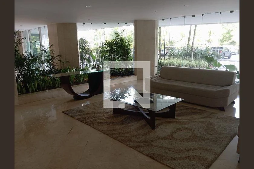 250 m² apartment with 4 bedrooms and 3 parking spots — photo 31