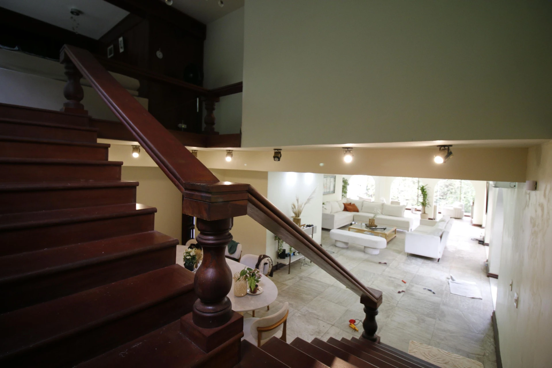Mountain view in a 3-bedroom house, 460 m² — photo 30