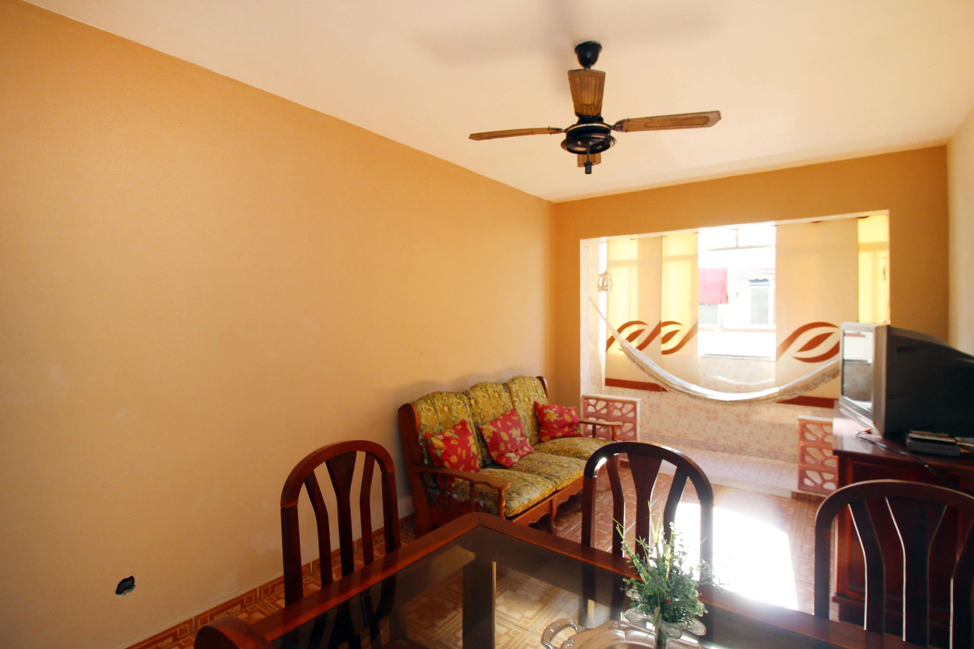 Rental apartment with 2 bedrooms and a balcony — photo 7